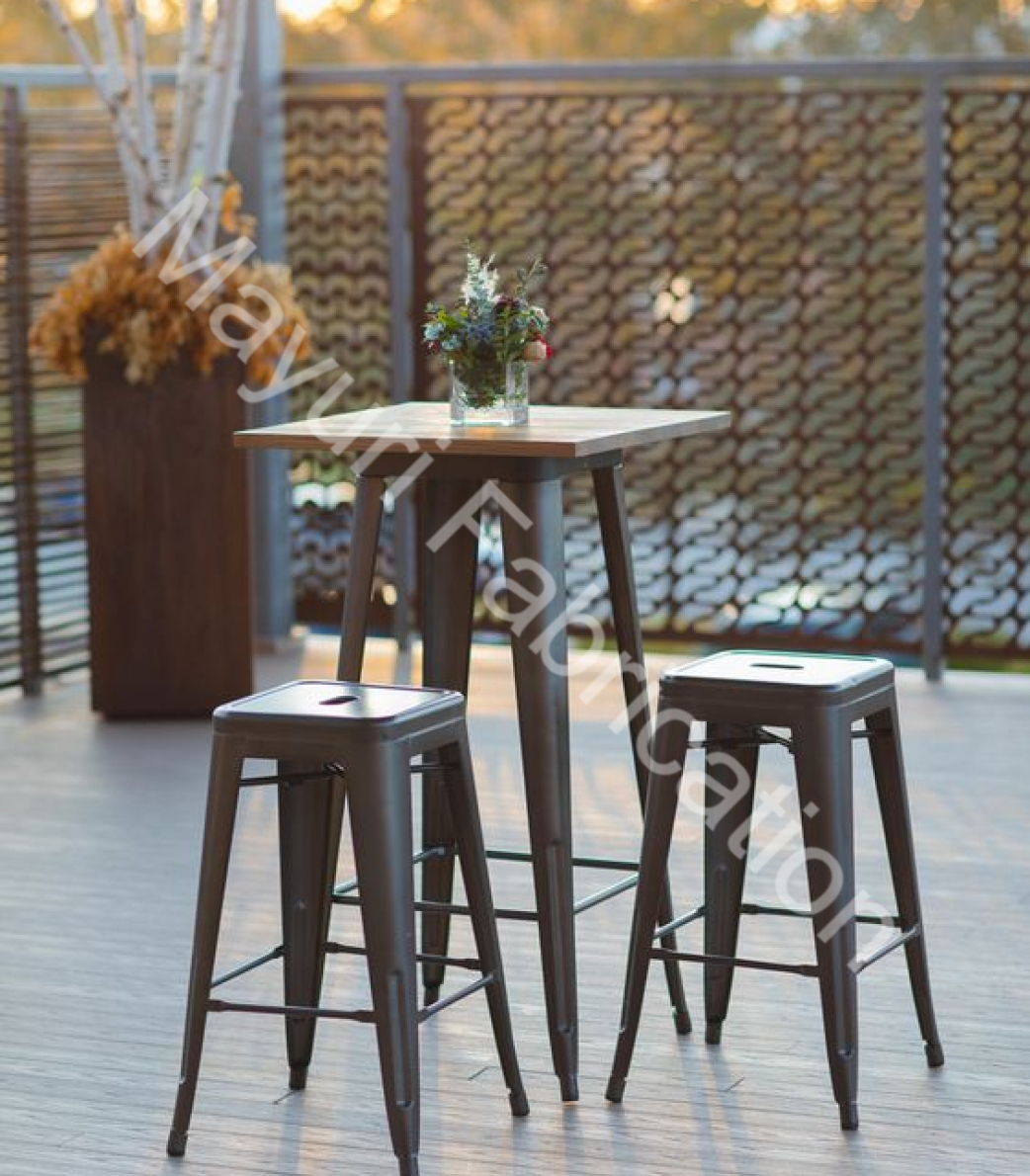 Bar Table in Begaluru